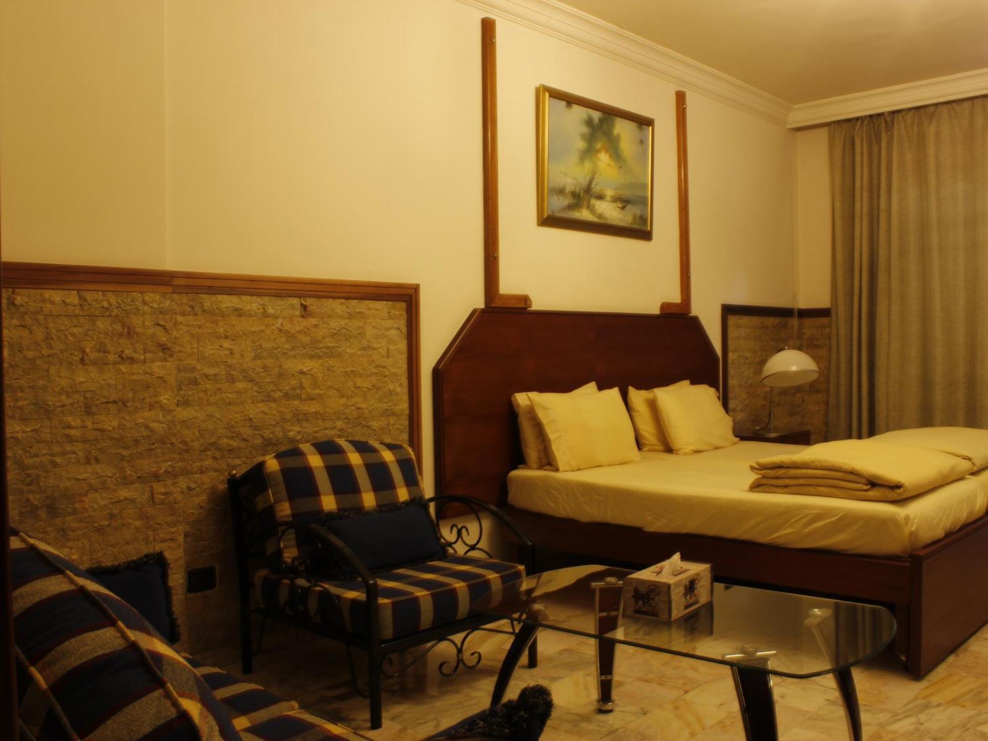 Viccini Suites Beiroet Buitenkant foto