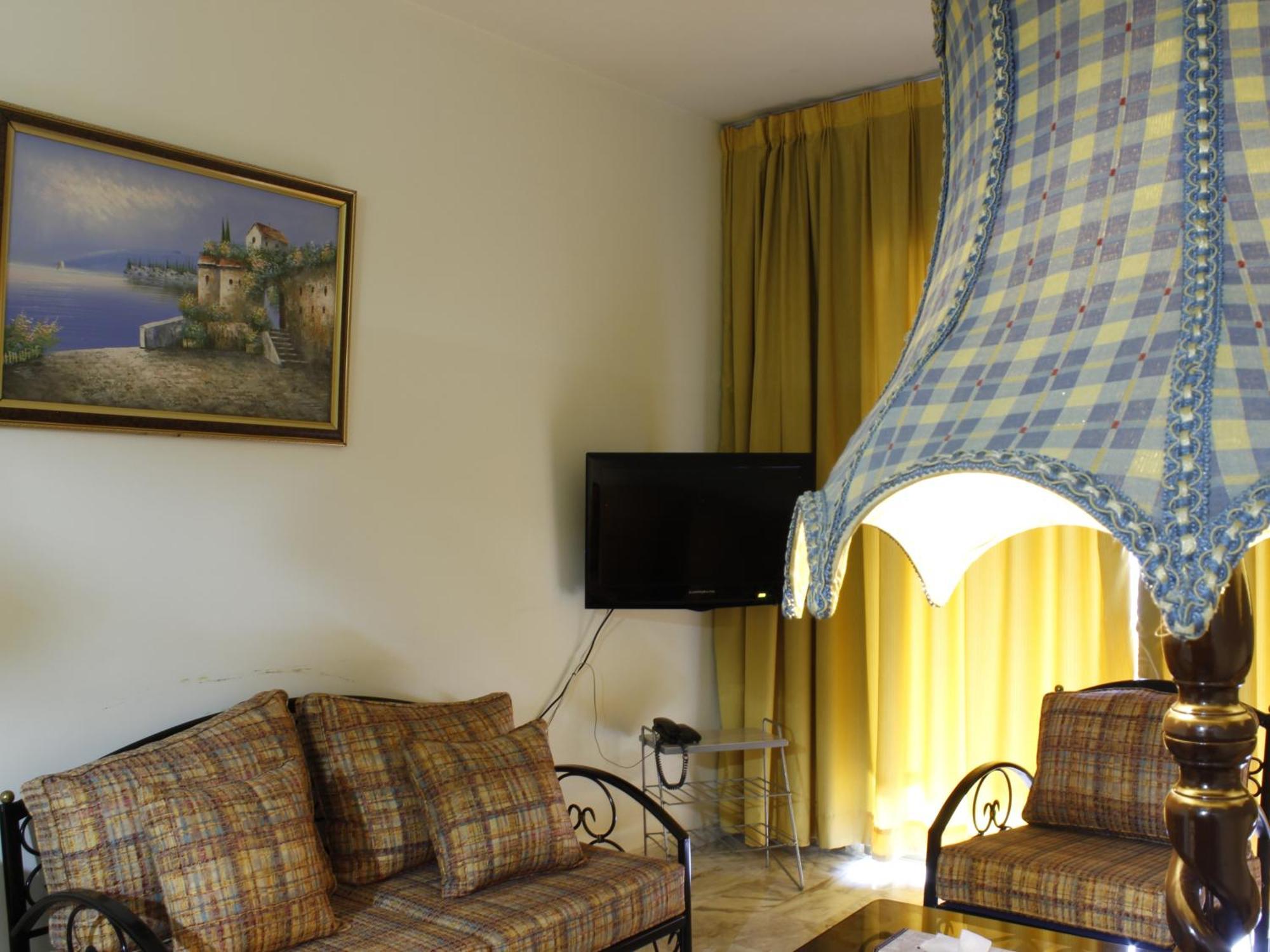 Viccini Suites Beiroet Buitenkant foto