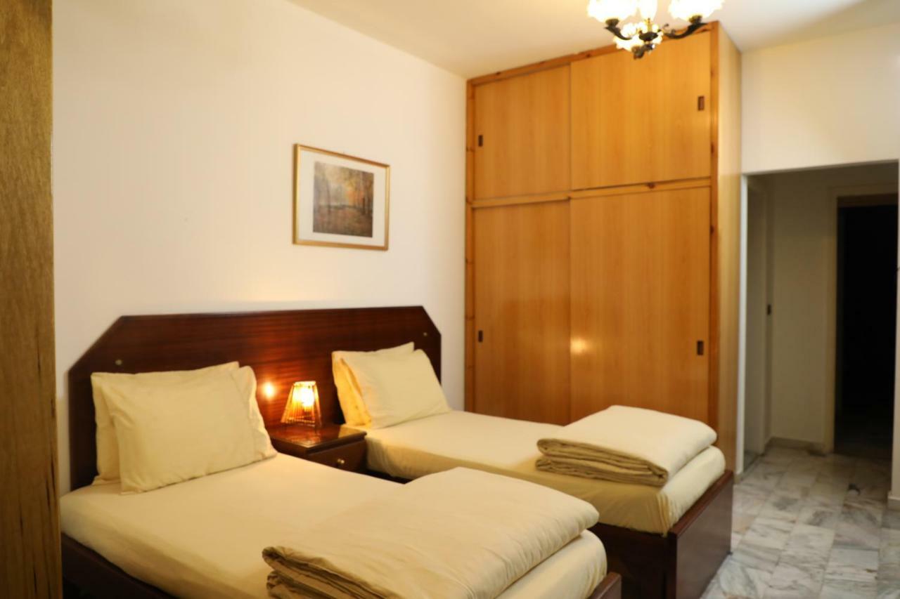 Viccini Suites Beiroet Kamer foto