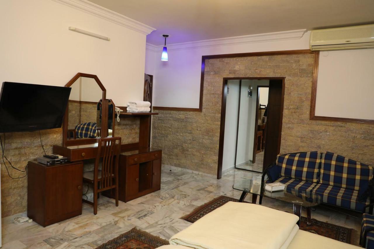 Viccini Suites Beiroet Buitenkant foto