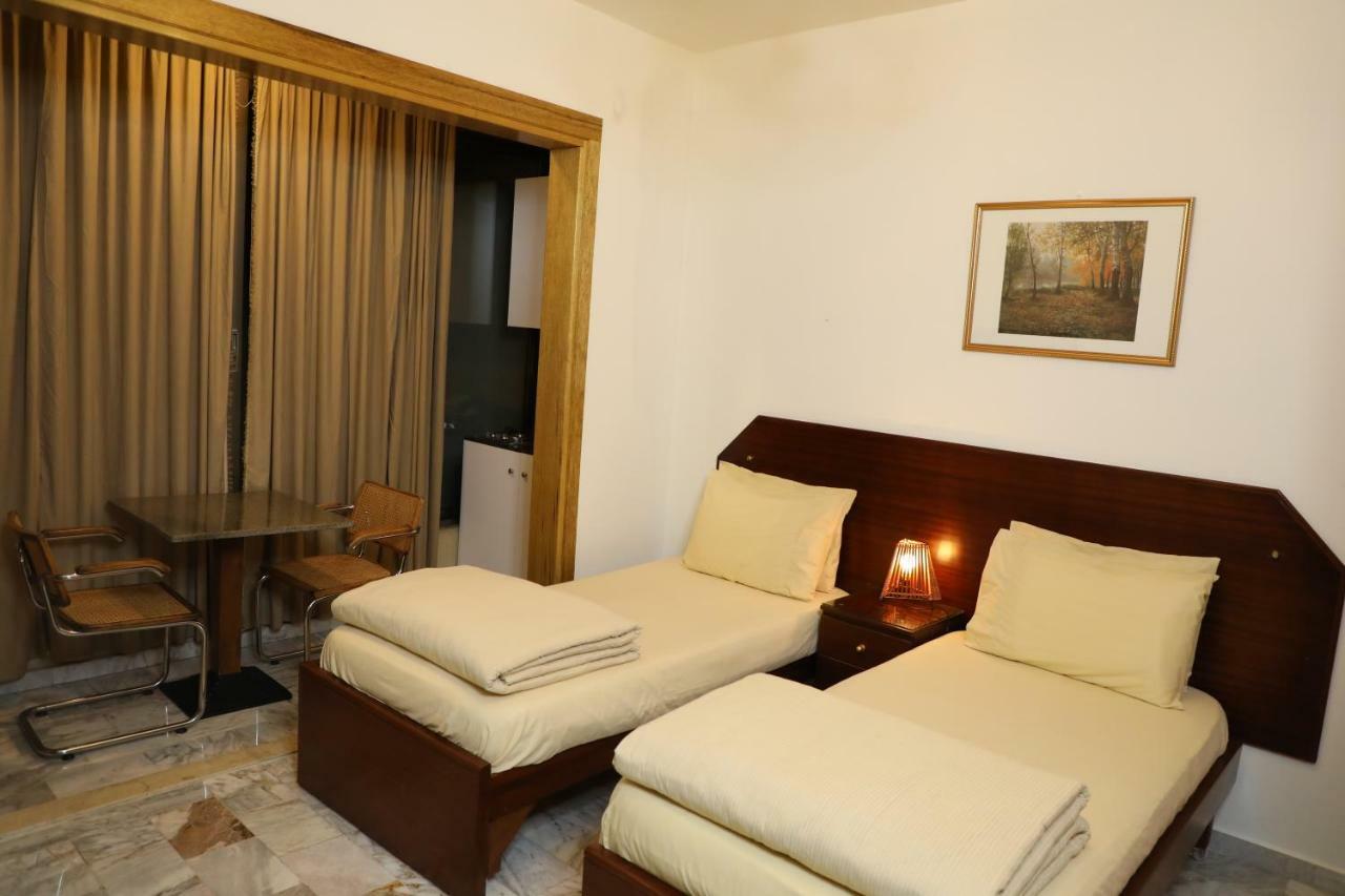 Viccini Suites Beiroet Buitenkant foto