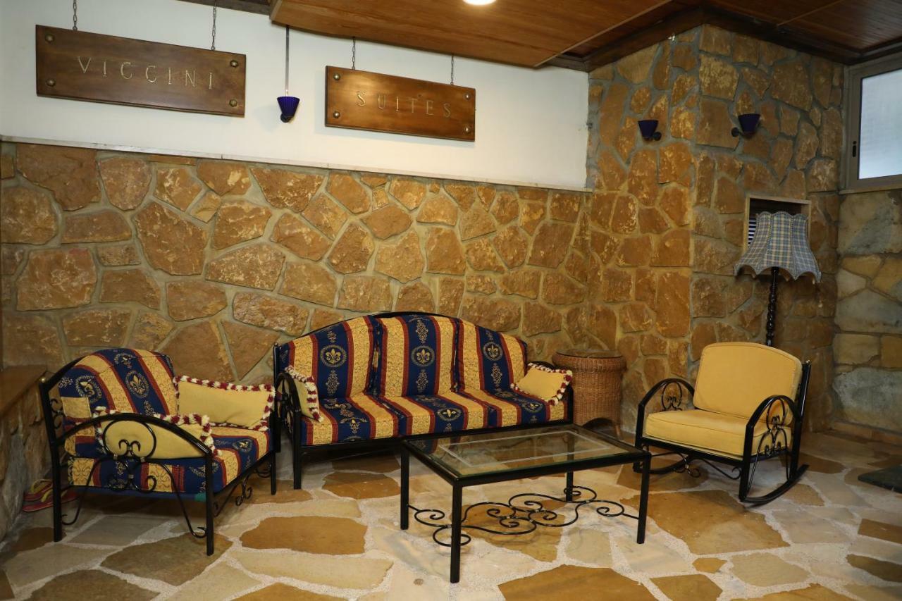 Viccini Suites Beiroet Buitenkant foto